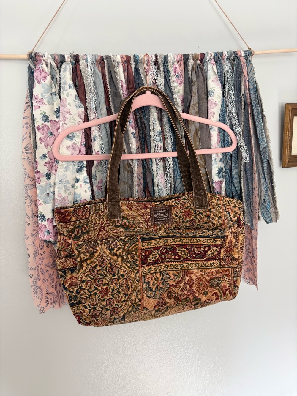 Fossil Authentic Brown Boho Chic tapestry style shoulder bag